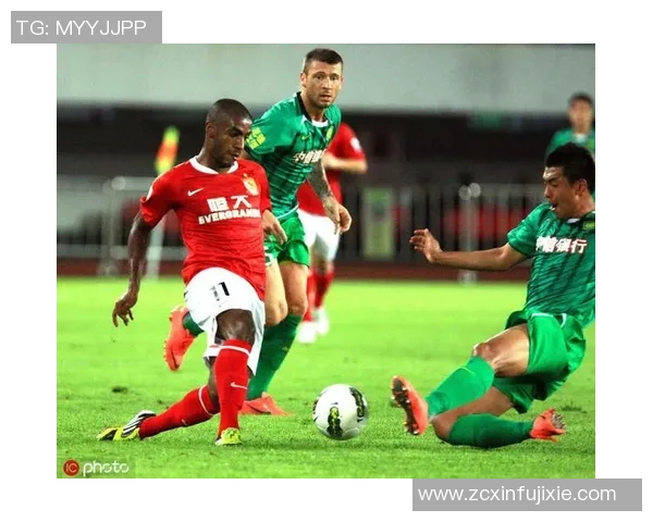 2017年中超联赛广州恒大与北京国安激战回顾与精彩瞬间分析