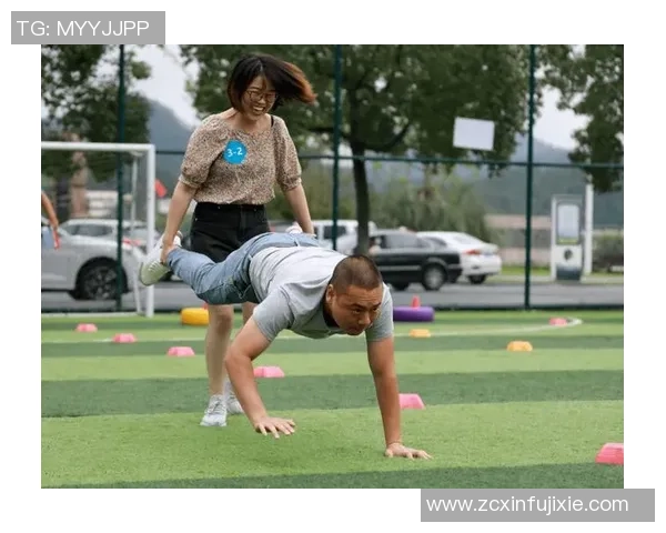 女王公园巡游者与加的夫城激战正酣精彩赛事回顾与分析