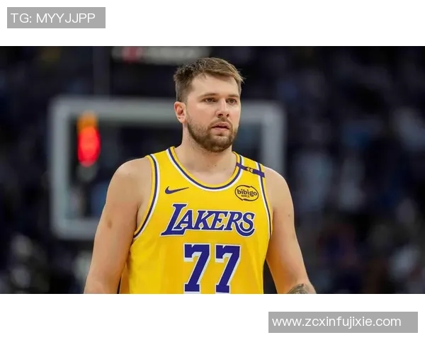 1.6亿合同打成白菜价！5场200分25板25助，东契奇达到NBA神纪录